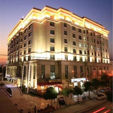 Radiance Hotel Shanghai Exteriör bild