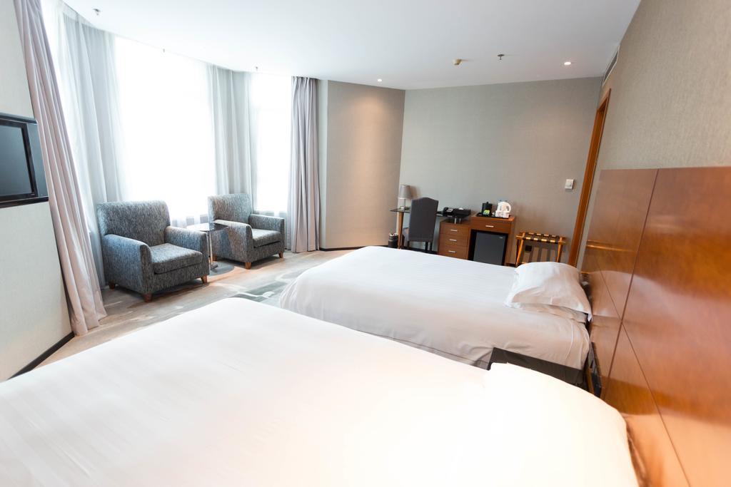 Radiance Hotel Shanghai Exteriör bild