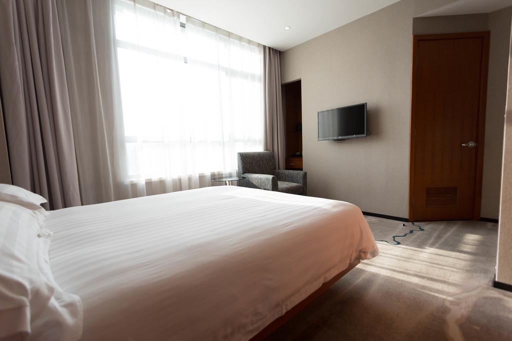 Radiance Hotel Shanghai Exteriör bild